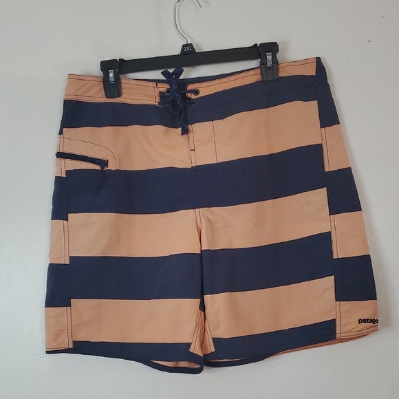 Patagonia Mens Wavefarer 8' Board Shorts Size 34 Alisal Stripe Navy Blue Pocket - Picture 1 of 11